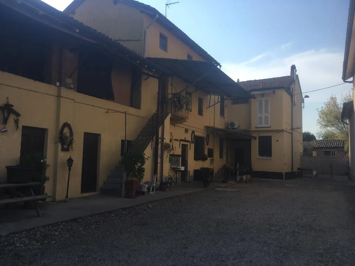 Yoghi & Bubu Apartment Gambolo Italy